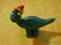 Динозаврик из пластилина