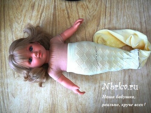 Платье для Барби из носка, шарика и прочих подручных материалов